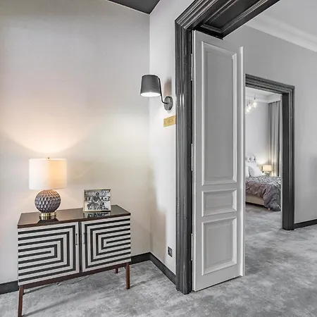 Szewska 22 Boutique