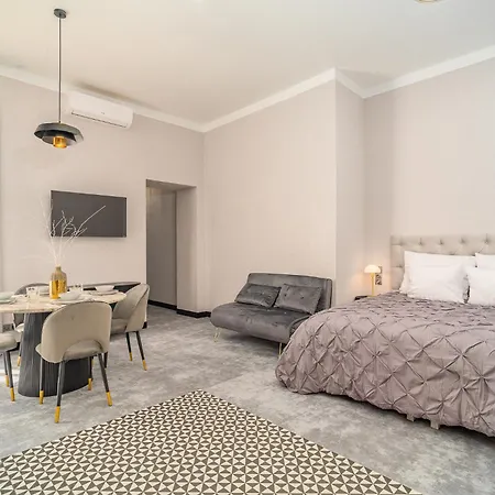Szewska 22 Boutique